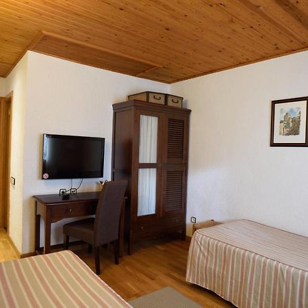Hotel Els Puis Esterri d'Àneu Esterno foto