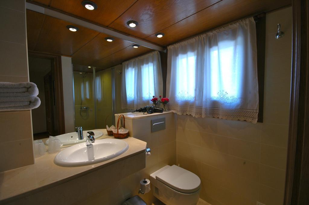 Hotel Els Puis Esterri d'Àneu Camera foto